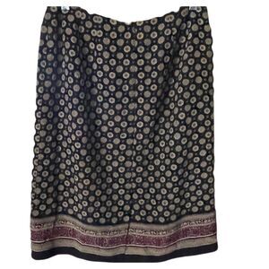 Talbots size 8 ( runs small) pure silk floral paisley lined pencil skirt.